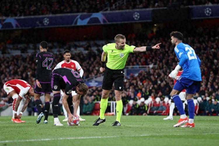 九游APP官网-关于德国杯转会期再迎强敌;山东泰山远射贴柱;主帅态度:赛场秩序良好;阵容厚度经受考验的信息